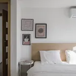 Σπίτι διακοπών Spacious 4-story With Sauna & Garden