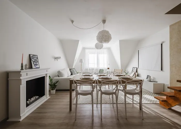Сasa de vacaciones Spacious 4-story With Sauna & Garden *