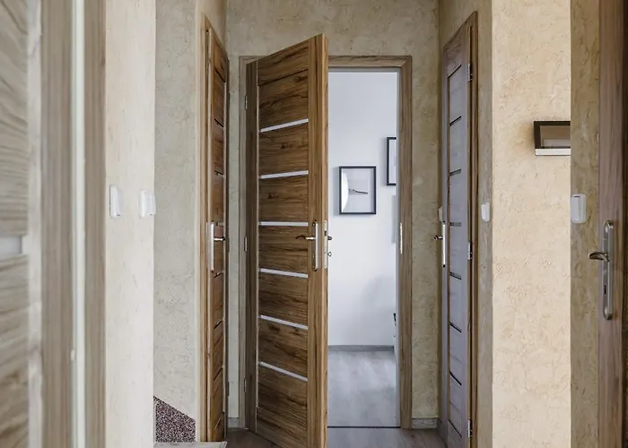 Spacious 4-story With Sauna & Garden Praga