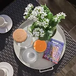 펜션 Spacious 4-story With Sauna & Garden 프라하