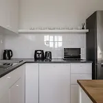 펜션 Spacious 4-story With Sauna & Garden