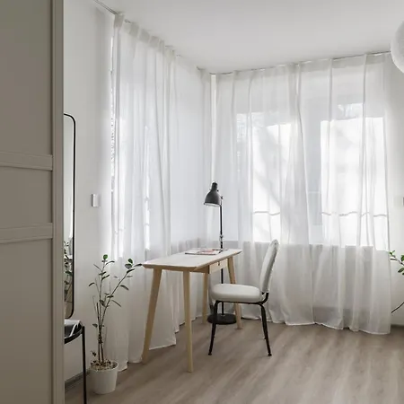 Spacious 4-story With Sauna & Garden Prag